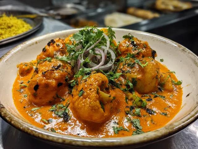 Shree Radha Rani Tiffin Service