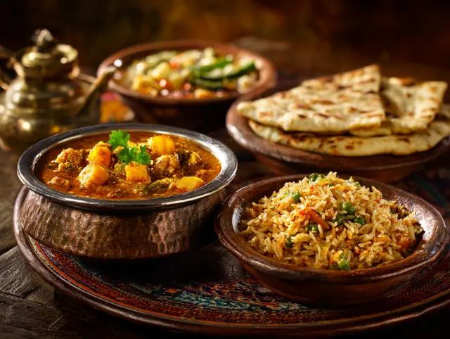 Tiffin Services ( Veg Thali )